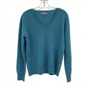 Neiman Marcus Blue Cashmere V‑Neck Pullover | Women’s L